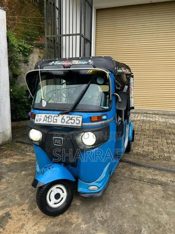 Bajaj RE 4 Stroke 2015 Three Wheel (Used)