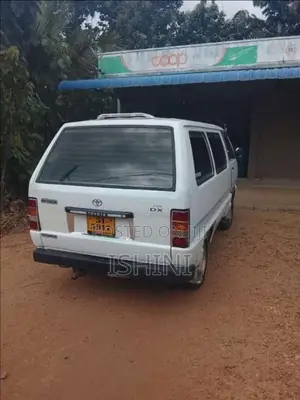 Toyota TownAce 1988 Van (Used)