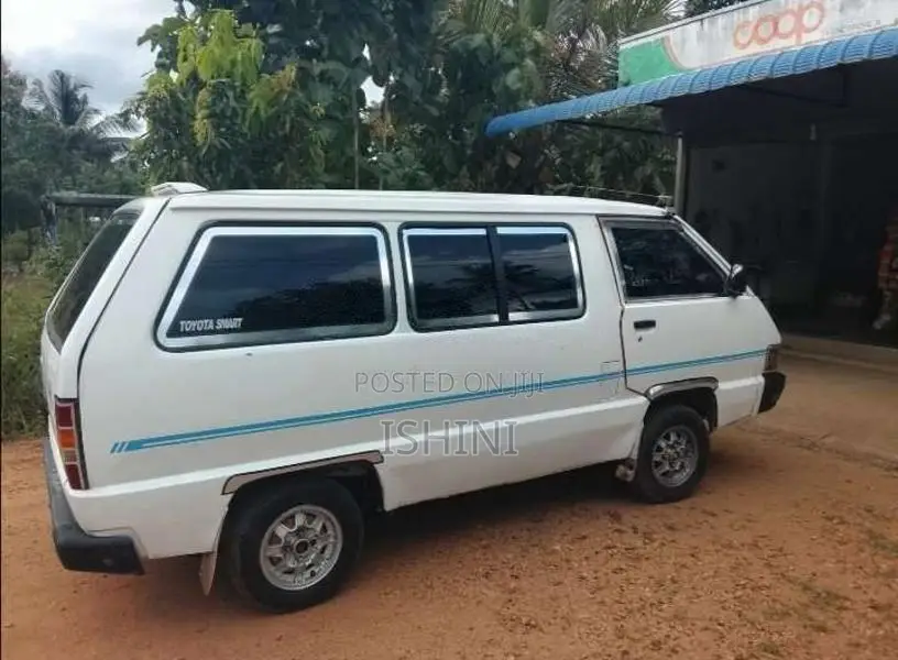 Toyota TownAce 1988 Van (Used)