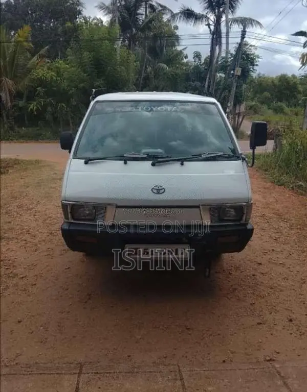 Toyota TownAce 1988 Van (Used)