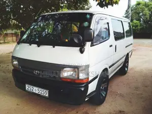 Toyota Dolphin LH103 1994 Van (Used)