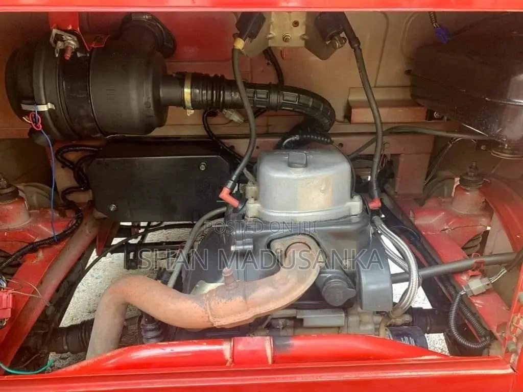 Bajaj 4 Stroke 2016 Three Wheel (Used)