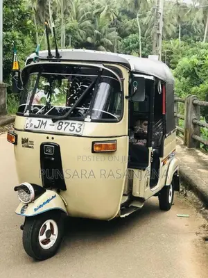 Bajaj RE 2 Stroke 2004 Three Wheel (Used)