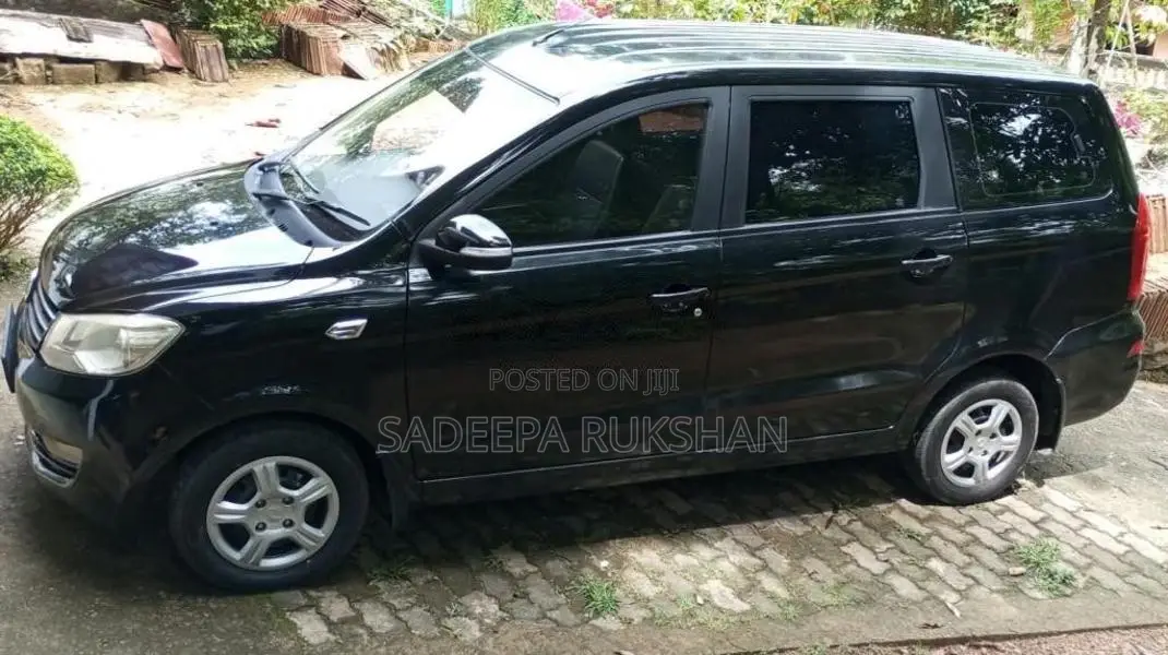 DFSK Glory 2021 SUV (Used)