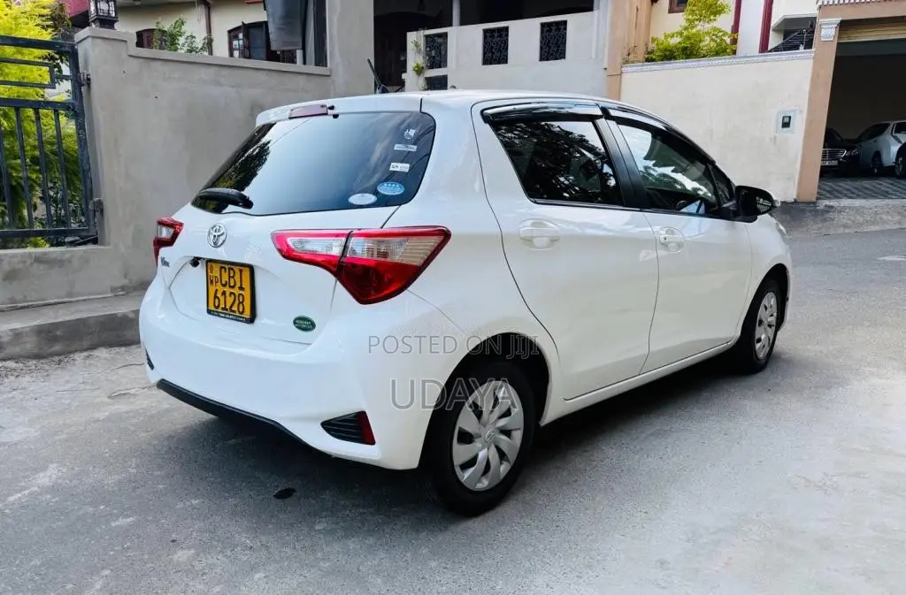 Toyota Vitz Safety 2018 Car (Used)