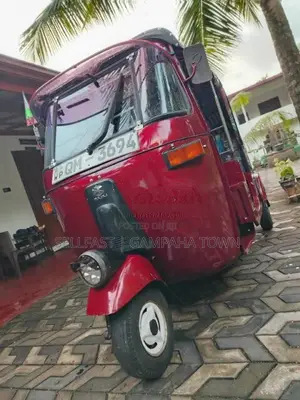 Bajaj 4 Stroke 2008 Three Wheel (Used)