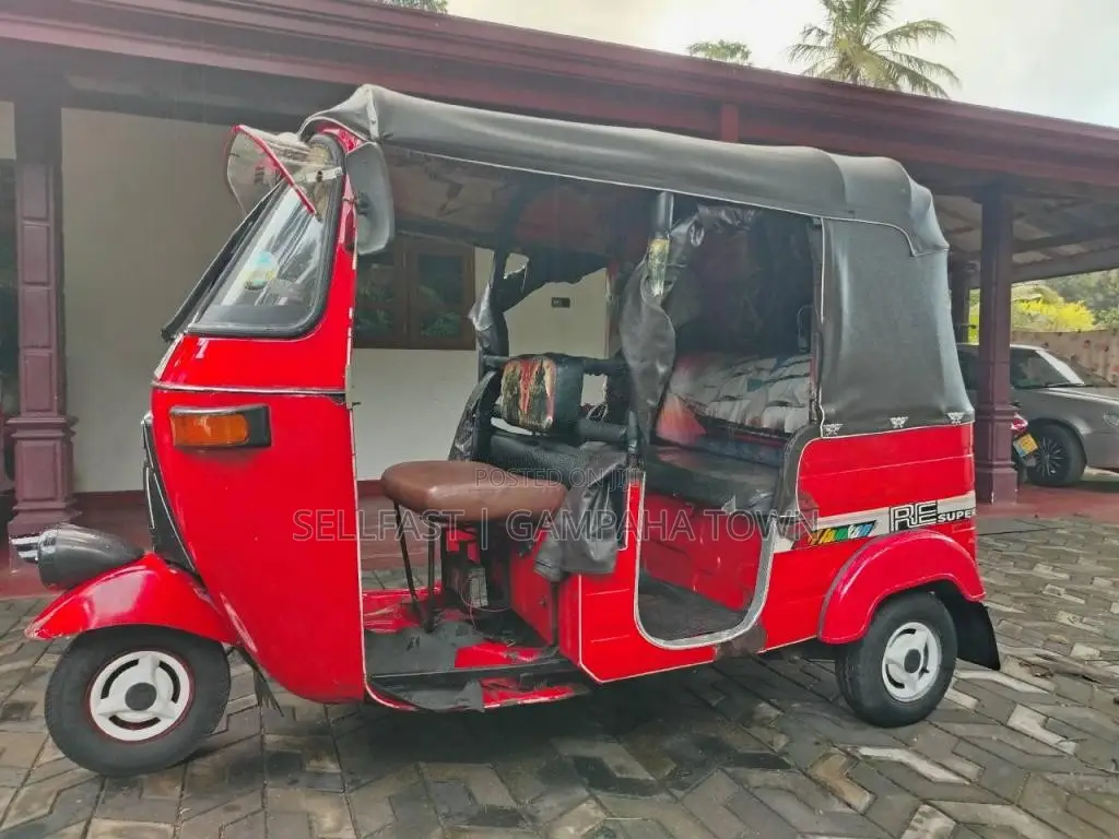 Bajaj 2 Stroke 2008 Three Wheel (Used)