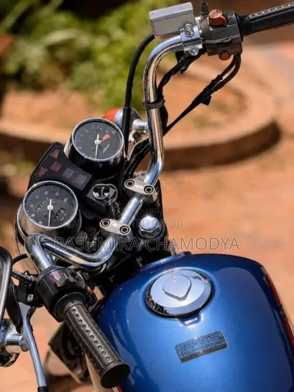 Honda LA Custom 2011 Motorbike (Used)