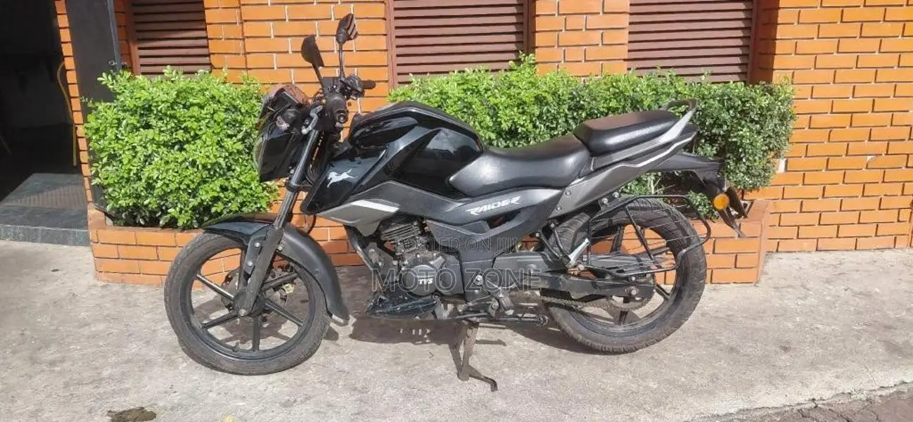 TVS RAIDER 2025 Motorbike (Used)