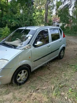 Micro Trnd 2009 Car (Used)