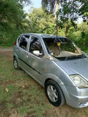 Micro Trnd 2009 Car (Used)