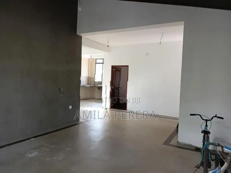 For Lease / Rent Spacious 2-Storey Family Home In Ragama