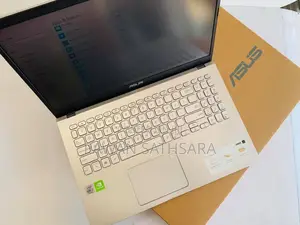 New Laptop Asus 8GB Intel Core i7 SSD 512GB