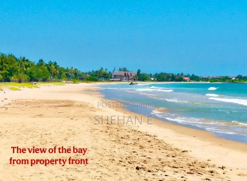 9 Acre Beach Front Land with 3 Villas for Sale -Pasikuda Sri lanka