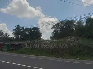 Brahmanagama 4.6 Acres Land for Rent