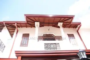 Lake View 6-Bedroom House For Sale – Moratuwa