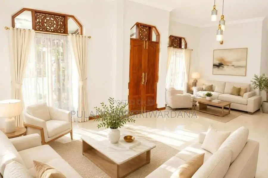 Lake View 6-Bedroom House For Sale – Moratuwa