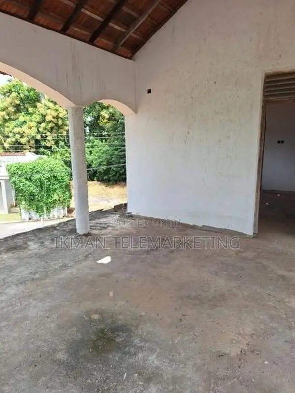 Commercial Building for Sale – Kuliyapitiya Town