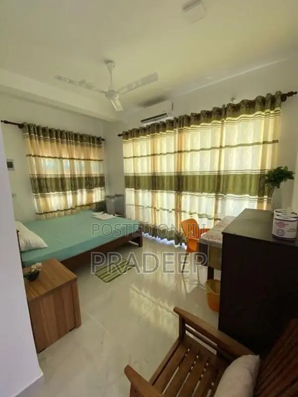 3 Bedrooms Rent In Weligama