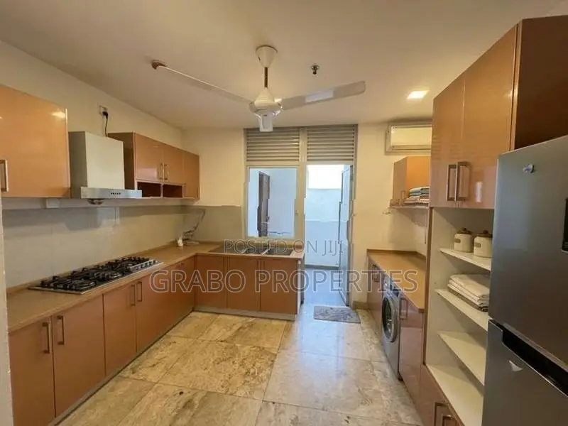 Spacious Unfurnished Apartment for Rent in Colombo 3, Kollupitiya