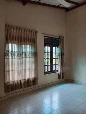 Boarding Rental Rooms for Ladies Only in Piliyandala