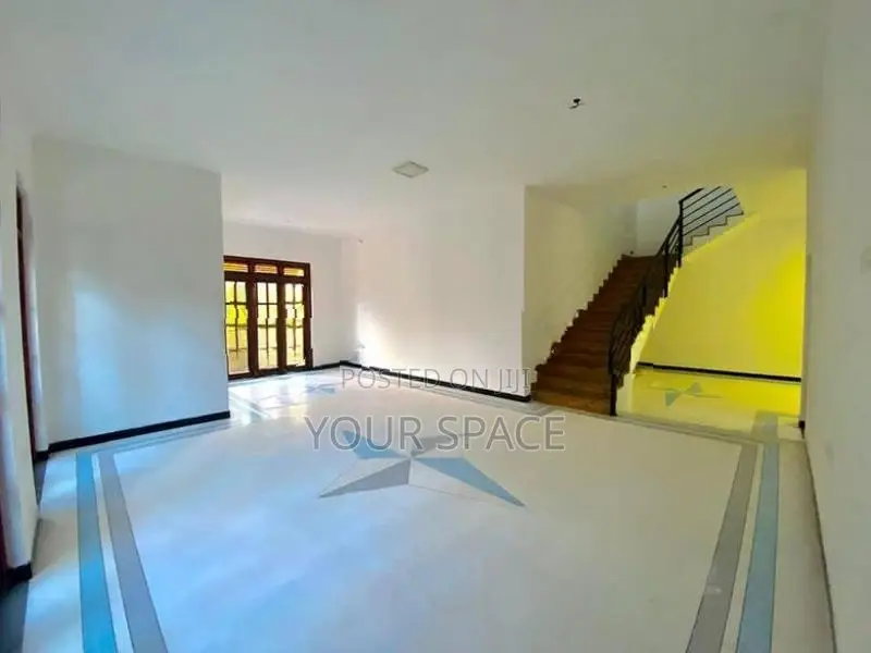 7BR 3 Story House for Sale in Homagama