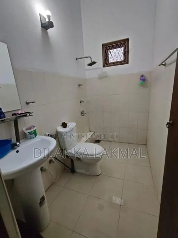 Delgoda Katulanda House For Sale