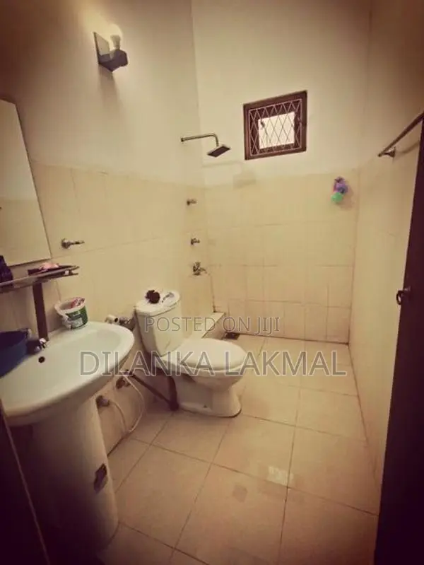 Delgoda Katulanda House For Sale
