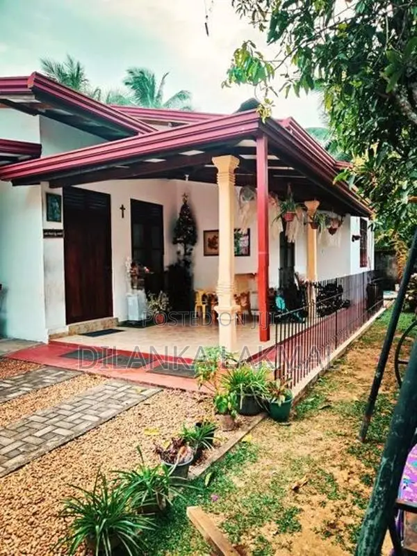 Delgoda Katulanda House For Sale