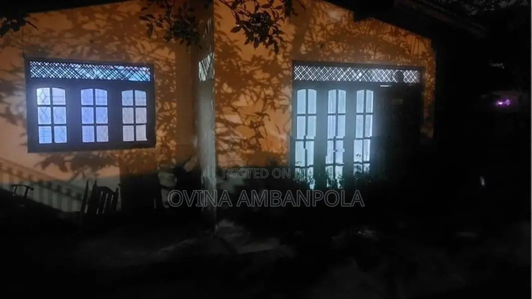 Land With A House For Sale In Homagama