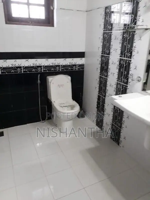 Furnished Room For Rent Male Student At Battaramulla Kumaragewatta