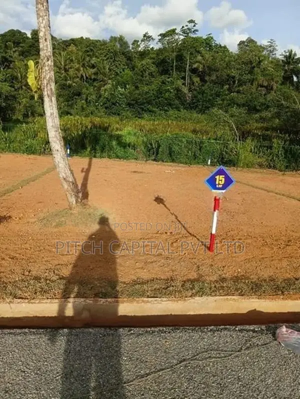 සියලු පහසුකම් සහිත වටිනා ඉඩමක් කළුතර