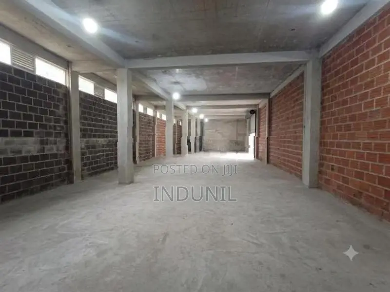 Kalalgoda - 2500 Sqft Commercial Property For Rent In Pannipitiya