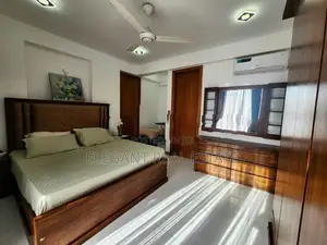 Florida 03 Bedroom Apartment for Rent in Colombo 05 (A6505)