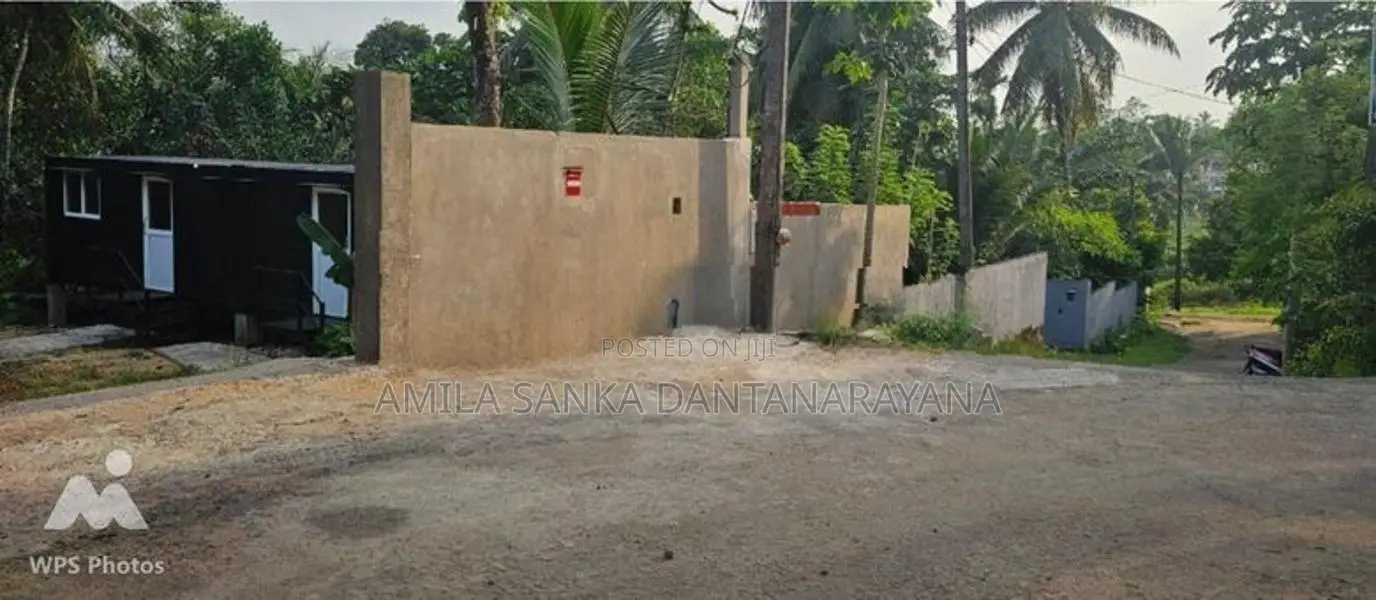Luxury AC Annex For Rent Boys (Near Nsbm) Homagama