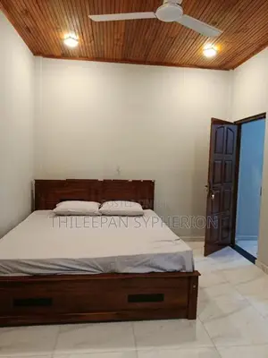 Upstair House - 2 Portions For Rent In Jaffna
