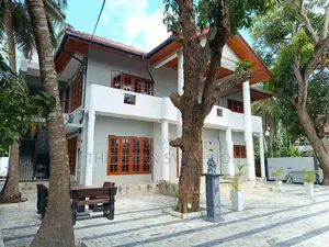 Upstair House - 2 Portions For Rent In Jaffna