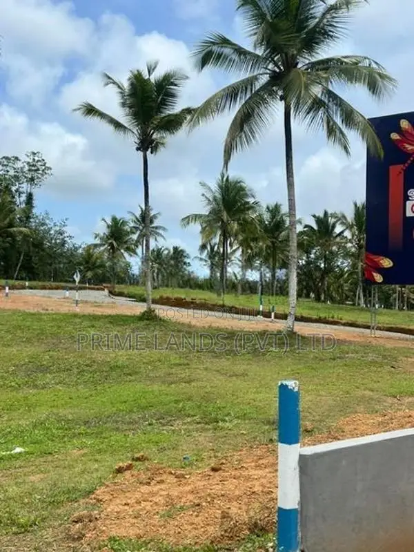 Land for Sale Aluthgama