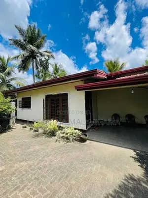 14 Perch Single Storey Houses for Sale in Athurugiriya