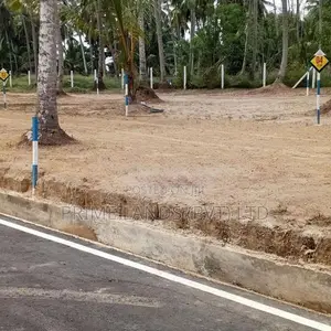 Land for Sake Veyangoda