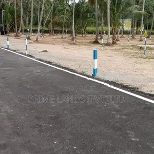 Land for Sake Veyangoda