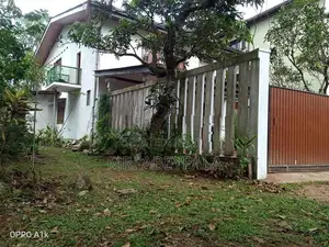 Building in 27 Perch Land For Rent - Athurugiriya