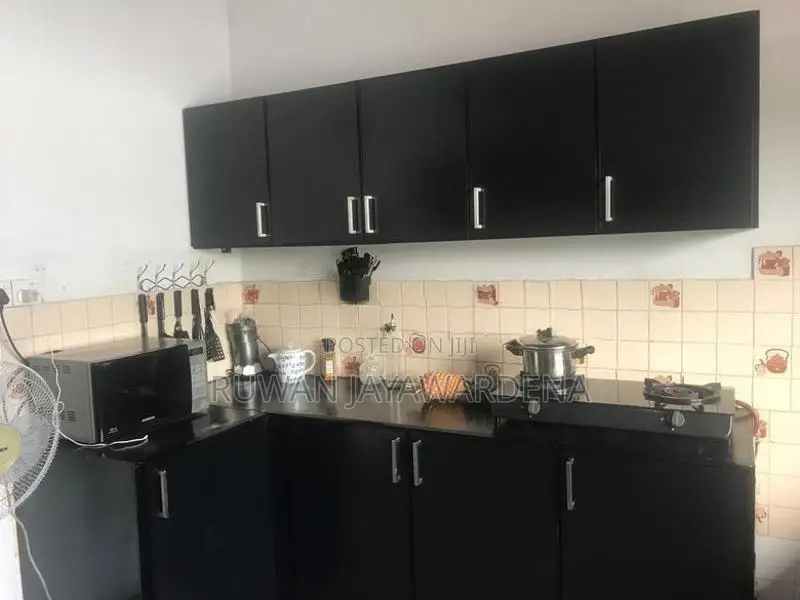 3 Story House for Sale Negombo Road Mabola, Wattala