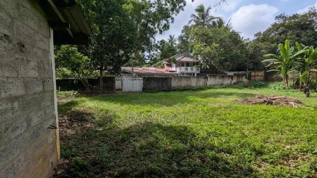 කිරිබත්ගොඩ - මාකොල වටිනා ඉඩම් කැබලි දෙකක් විකිණීමට