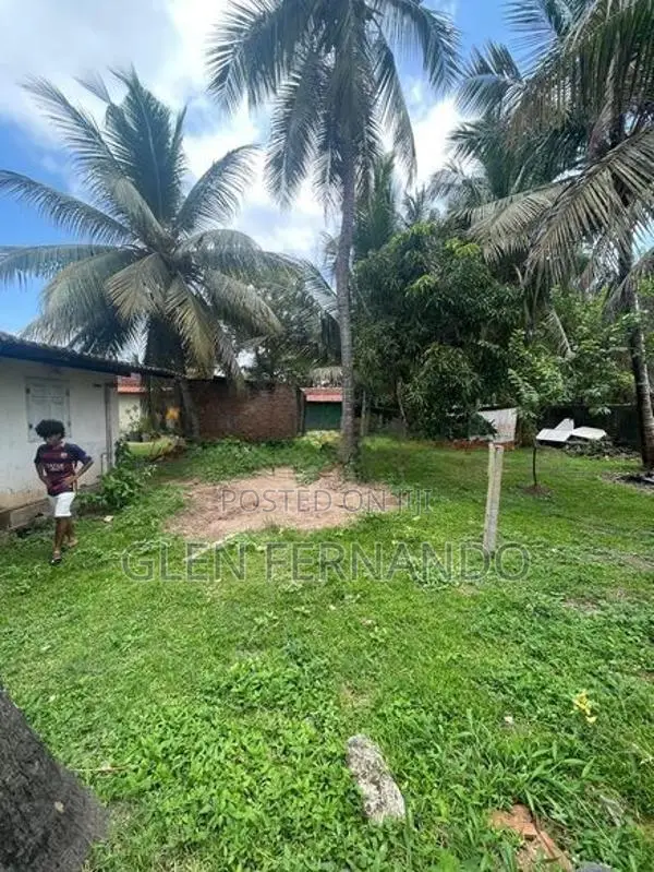 Land With House For Sale In Negombo