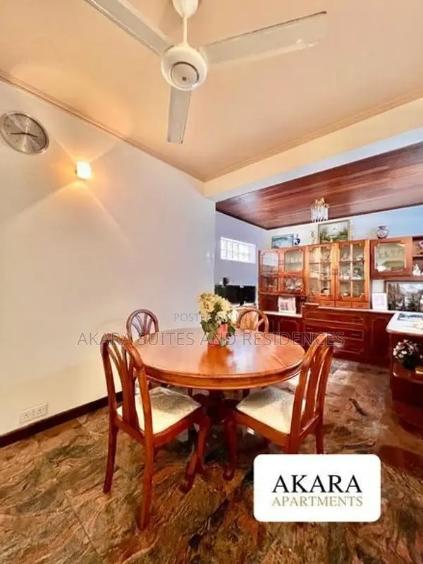 15.5 Perches - Furnished House for Sale HL50623 Colombo 06