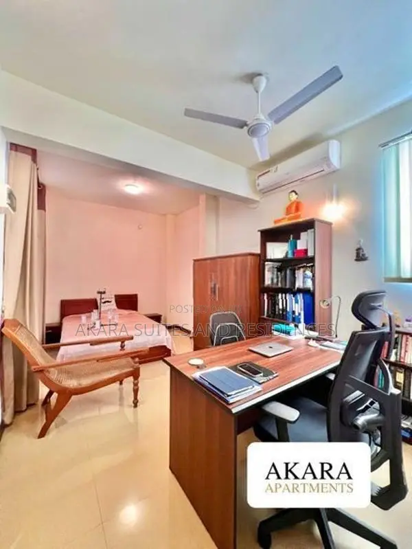 15.5 Perches - Furnished House for Sale HL50623 Colombo 06