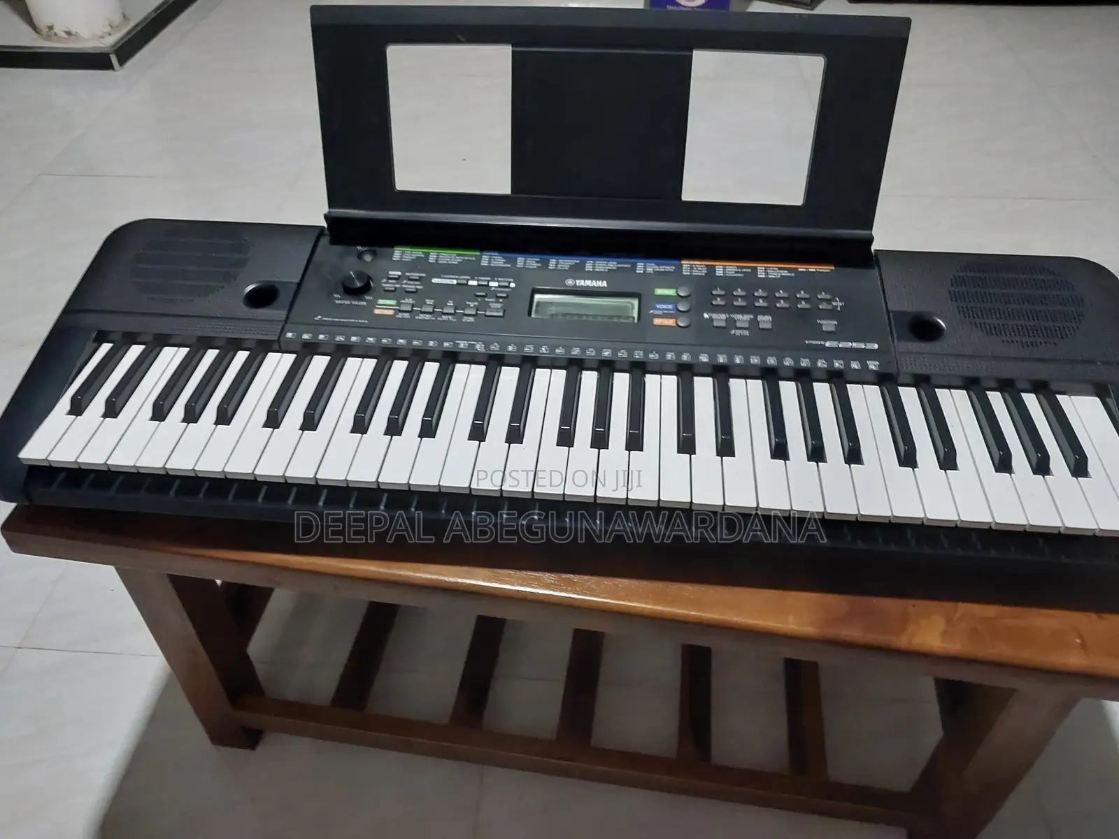Yamaha Keyboard
