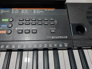 Yamaha Keyboard