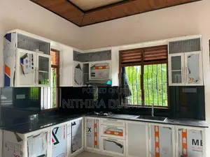 Luxury Modern House Kuliyapitiya